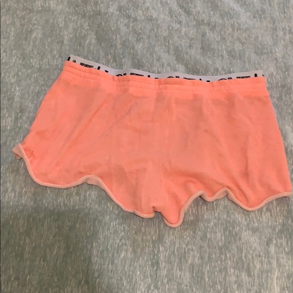 Bottom - Picture 2 of 2